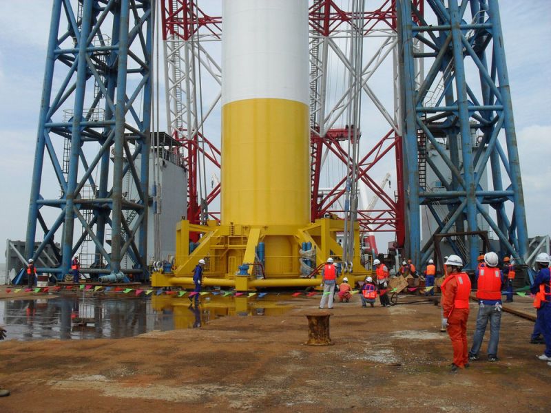 Installation of soft landing systems for offshore wind power